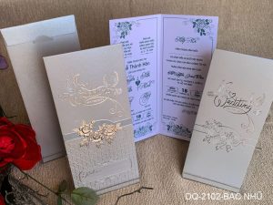 Thiệp cưới DQ-2102-bạc nhũ