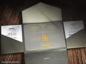 Thiệp cưới DQ-2323-Nâu Đậm Nhũ