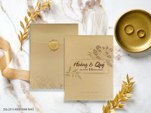 Thiệp cưới DQ-2311-Kem Đậm Nhũ