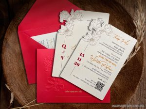 Thiệp cưới DQ-25VIP07-MT đỏ vân HQ
